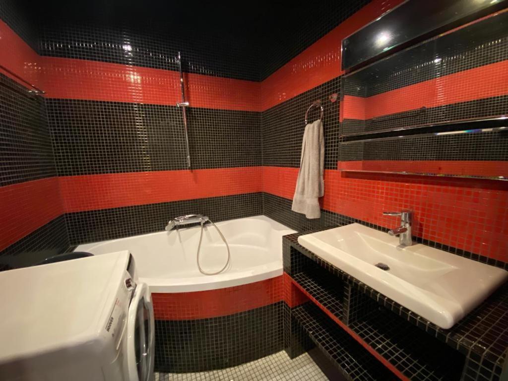 Apartament - Studio Traugutta Wroclaw Apartment Bagian luar foto
